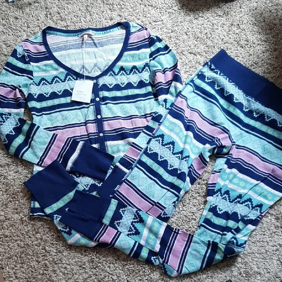 Victorias Secret Blue and Pink Pajama Set with Geometric Print - Picture 1 of 5